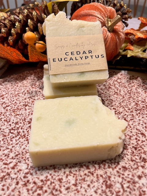 Cedar Eucalyptus Handmade Soap – Green Clay, Lavender & Sweet Orange
